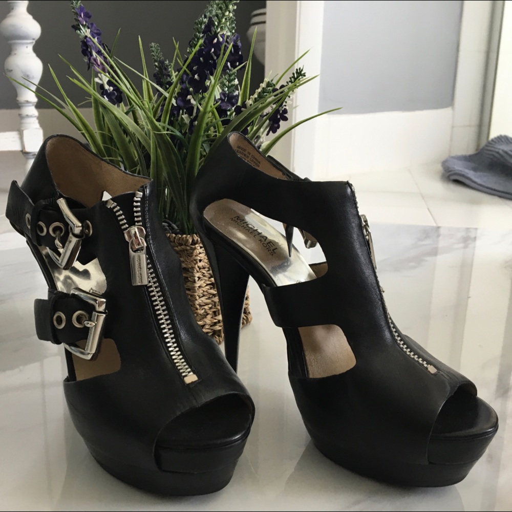 Michael by Michael Kors Berkely heels